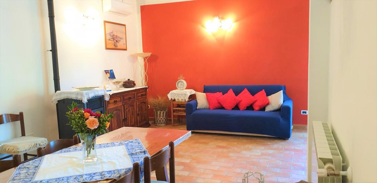 فيلا Casina Di Pacina Abbadia di Montepulciano المظهر الخارجي الصورة